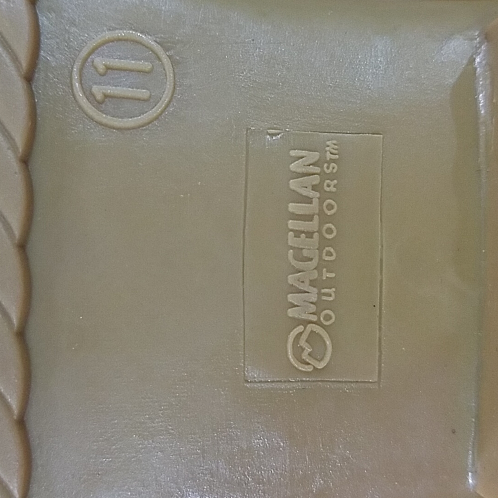 Magellan Outdoors Duck Boots Women's 11 - Picture 9 of 15